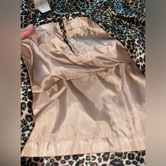 Leopard Print Mini Skirt - Picture 5 of 5